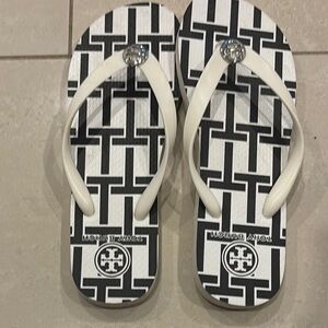 Tory Burch Black and White Geometric Flip Flops new